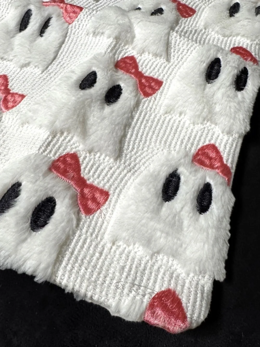 NWOT Plush Ghost Halloween Pillow Cover Fits 18x18 Insert